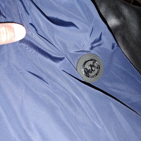 Michael Kors Windbreaker - Picture 3 of 3